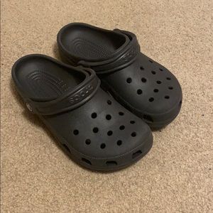Black crocs
